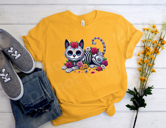 Laying down Cat Sugar Skull | T shirt Halloween