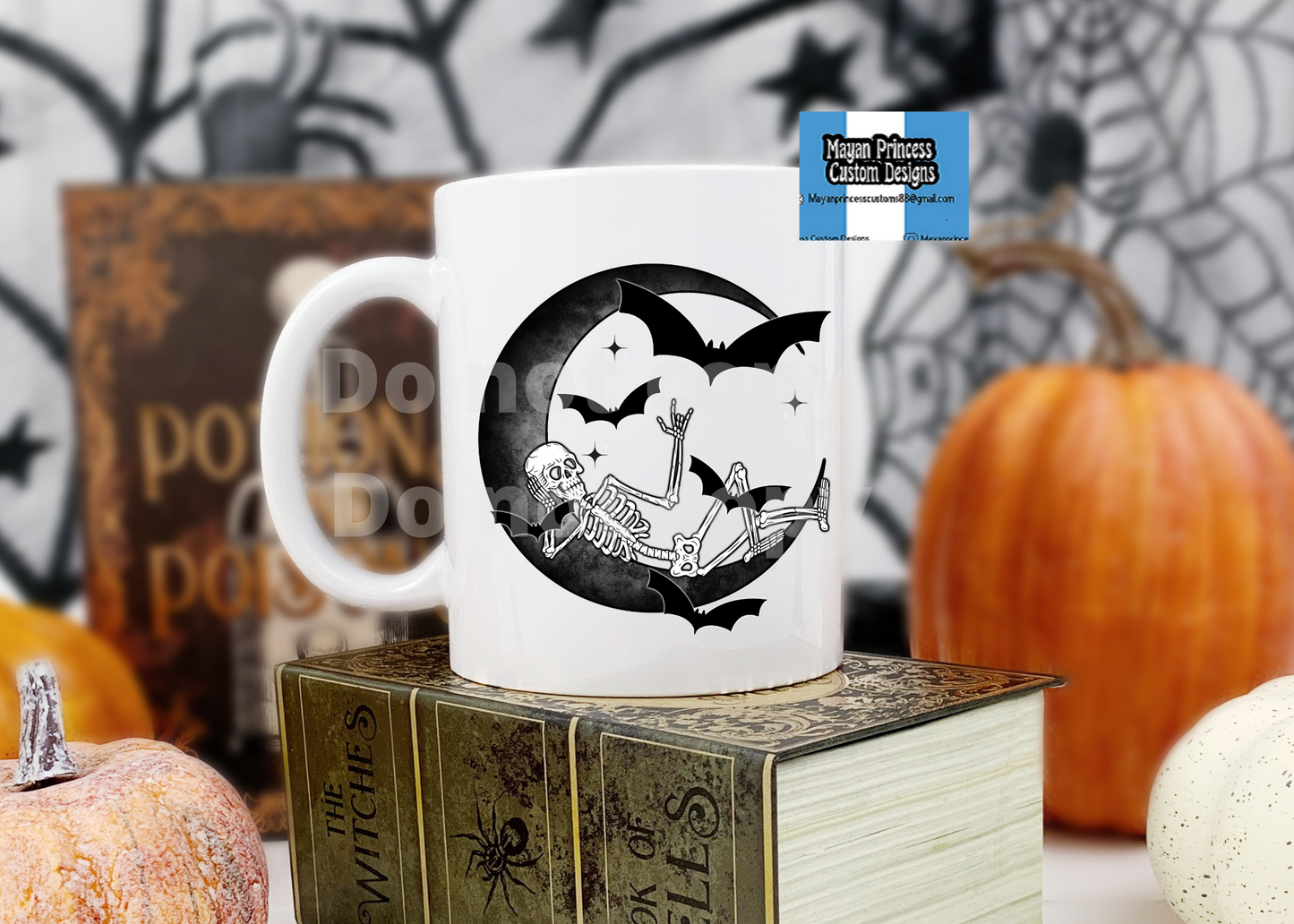 Moon and bats | Coffee Mugs