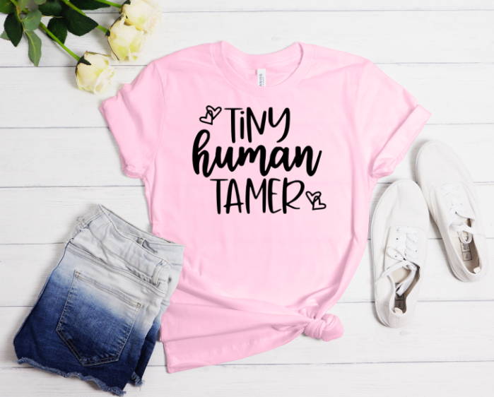 Tiny human tamer | T shirt